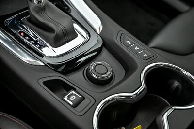 2017 Chevrolet SS   - Photo 38 - Joliet, IL 60435