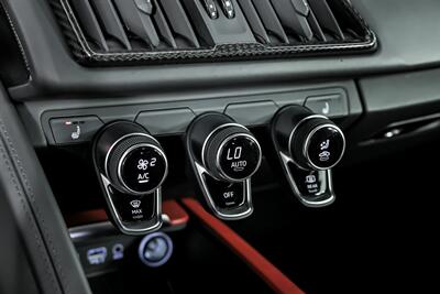 2020 Audi R8 5.2 quattro V10 perform. Spyder   - Photo 35 - Joliet, IL 60435