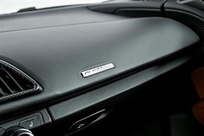 2017 Audi R8 5.2 quattro V10 Plus   - Photo 40 - Joliet, IL 60435