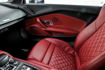 2017 Audi R8 5.2 quattro V10 Plus   - Photo 43 - Joliet, IL 60435