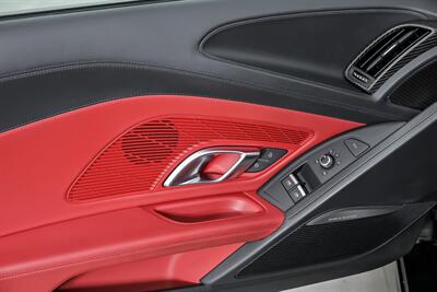 2017 Audi R8 5.2 quattro V10 Plus   - Photo 25 - Joliet, IL 60435