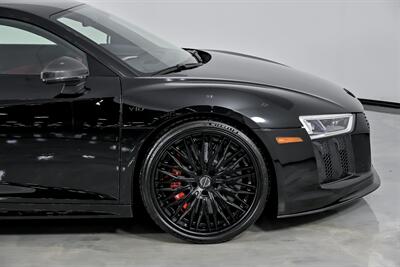 2017 Audi R8 5.2 quattro V10 Plus   - Photo 15 - Joliet, IL 60435