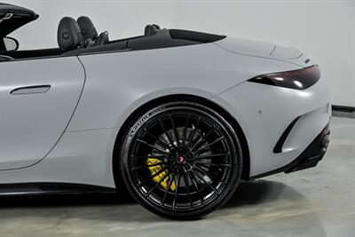 2022 Mercedes-Benz AMG SL 63   - Photo 9 - Joliet, IL 60435