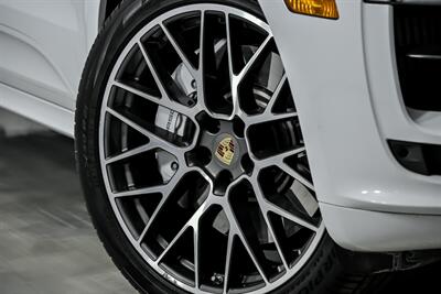 2020 Porsche Macan Turbo   - Photo 4 - Joliet, IL 60435