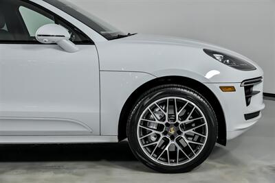 2020 Porsche Macan Turbo   - Photo 15 - Joliet, IL 60435