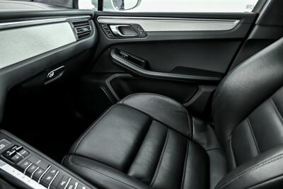 2020 Porsche Macan Turbo   - Photo 41 - Joliet, IL 60435