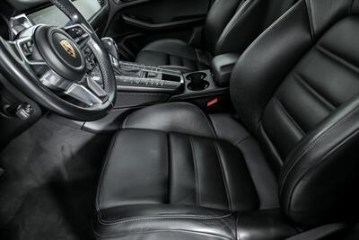 2020 Porsche Macan Turbo   - Photo 22 - Joliet, IL 60435