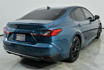 2025 Toyota Camry SE   - Photo 12 - Joliet, IL 60435