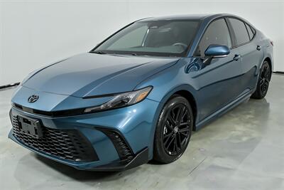 2025 Toyota Camry SE   - Photo 6 - Joliet, IL 60435