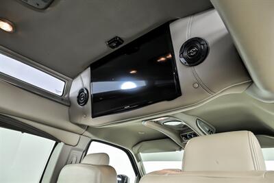 2018 GMC Savana 2500-9 PASSENGER EXPLORER CONVERSION - Photo 18 - Joliet, IL 60435