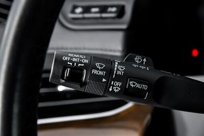 2019 Cadillac Escalade ESV Luxury   - Photo 30 - Joliet, IL 60435