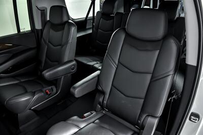 2019 Cadillac Escalade ESV Luxury   - Photo 24 - Joliet, IL 60435
