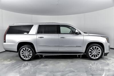 2019 Cadillac Escalade ESV Luxury   - Photo 14 - Joliet, IL 60435