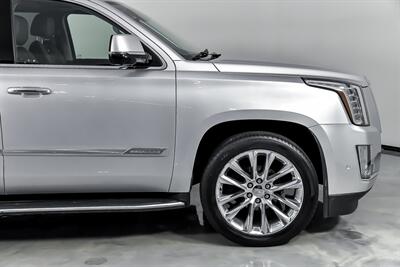 2019 Cadillac Escalade ESV Luxury   - Photo 15 - Joliet, IL 60435