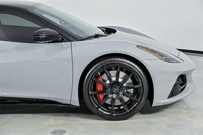 2025 Lotus Emira V6 Base   - Photo 15 - Joliet, IL 60435