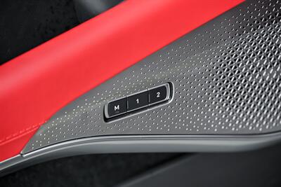 2025 Lotus Emira V6 Base   - Photo 17 - Joliet, IL 60435
