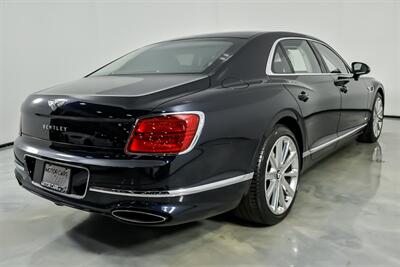 2020 Bentley Flying Spur W12   - Photo 12 - Joliet, IL 60435