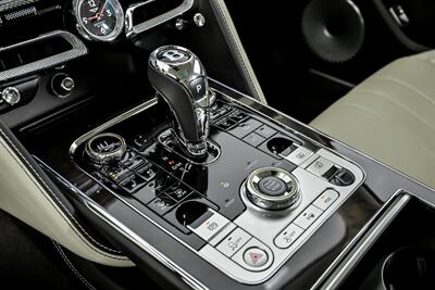 2020 Bentley Flying Spur W12   - Photo 42 - Joliet, IL 60435