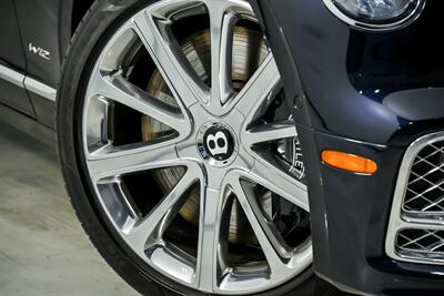 2020 Bentley Flying Spur W12   - Photo 4 - Joliet, IL 60435