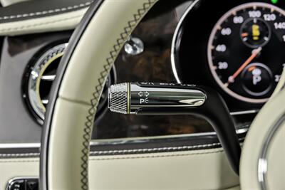 2020 Bentley Flying Spur W12   - Photo 33 - Joliet, IL 60435