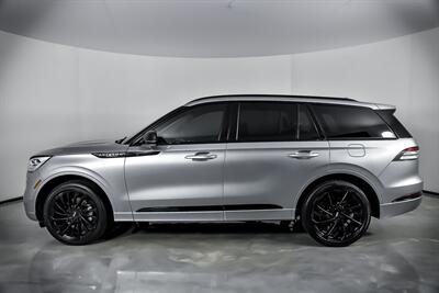 2023 Lincoln Aviator Reserve   - Photo 8 - Joliet, IL 60435