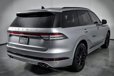 2023 Lincoln Aviator Reserve   - Photo 12 - Joliet, IL 60435