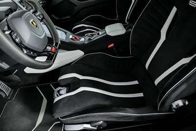 2022 Lamborghini Huracan STO-HUGE $412K MSRP!   - Photo 22 - Joliet, IL 60435