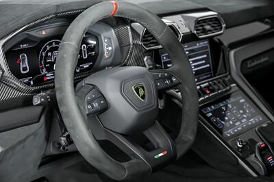 2023 Lamborghini Urus Performante - Photo 34 - Joliet, IL 60435