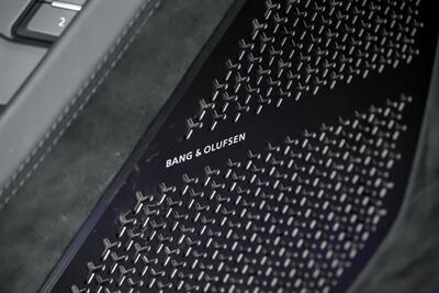 2023 Lamborghini Urus Performante - Photo 28 - Joliet, IL 60435