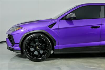 2023 Lamborghini Urus Performante - Photo 13 - Joliet, IL 60435