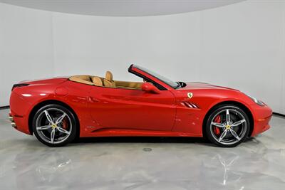 2014 Ferrari California   - Photo 15 - Joliet, IL 60435