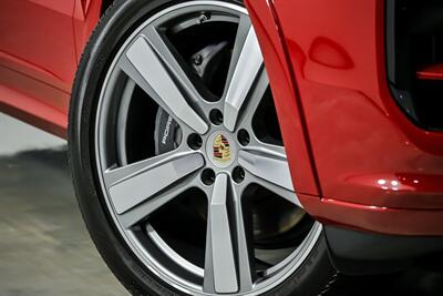 2024 Porsche Cayenne   - Photo 4 - Joliet, IL 60435