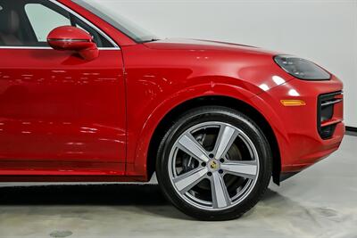 2024 Porsche Cayenne   - Photo 15 - Joliet, IL 60435