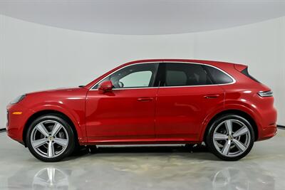 2024 Porsche Cayenne   - Photo 8 - Joliet, IL 60435