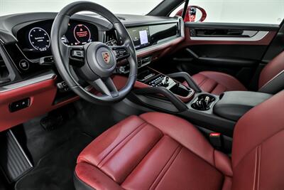 2024 Porsche Cayenne   - Photo 21 - Joliet, IL 60435
