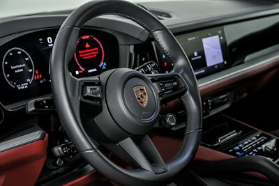 2024 Porsche Cayenne   - Photo 25 - Joliet, IL 60435
