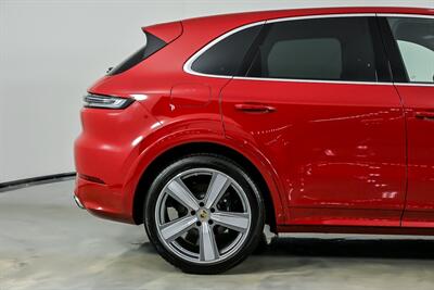 2024 Porsche Cayenne   - Photo 13 - Joliet, IL 60435
