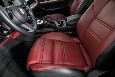 2024 Porsche Cayenne   - Photo 22 - Joliet, IL 60435