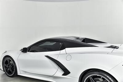 2022 Chevrolet Corvette Stingray   - Photo 21 - Joliet, IL 60435