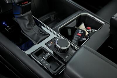 2024 Toyota Tundra Limited - Photo 37 - Joliet, IL 60435