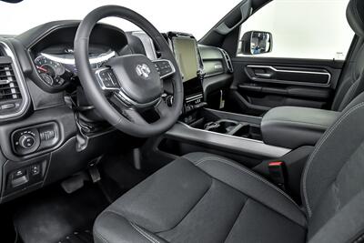 2025 RAM 1500 Big Horn   - Photo 20 - Joliet, IL 60435