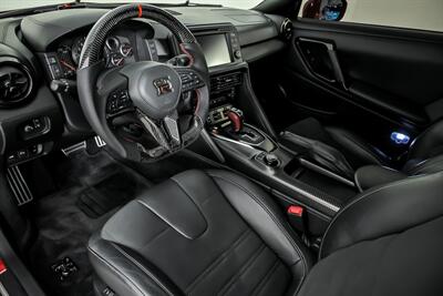 2018 Nissan GT-R Premium   - Photo 21 - Joliet, IL 60435
