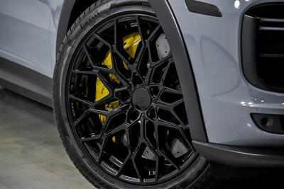 2023 Porsche Cayenne Turbo GT - Photo 4 - Joliet, IL 60435
