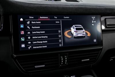2023 Porsche Cayenne Turbo GT - Photo 35 - Joliet, IL 60435
