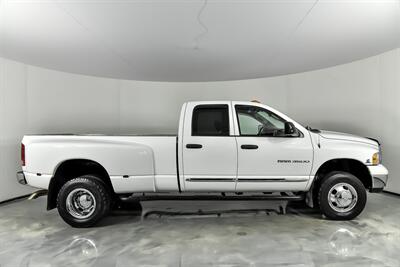 2005 Dodge Ram 3500 Laramie   - Photo 14 - Joliet, IL 60435