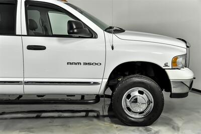 2005 Dodge Ram 3500 Laramie   - Photo 15 - Joliet, IL 60435