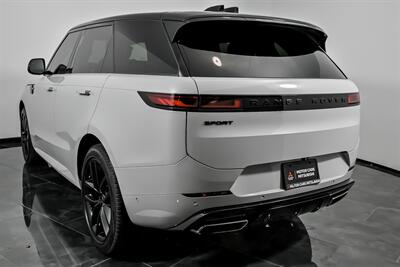 2023 Land Rover Range Rover Sport P400 Dynamic SE   - Photo 10 - Joliet, IL 60435