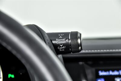 2021 Lexus LC 500 Convertible   - Photo 36 - Joliet, IL 60435