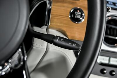 2018 Rolls-Royce Dawn -WHITE ON WHITE-LIKE NEW!   - Photo 39 - Joliet, IL 60435