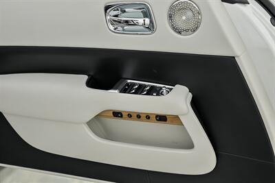 2018 Rolls-Royce Dawn -WHITE ON WHITE-LIKE NEW!   - Photo 29 - Joliet, IL 60435